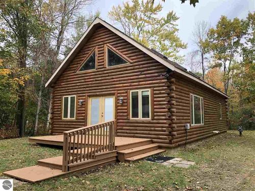 5498 Gross Dr, Weidman, MI, 48893-7718 | Card Image