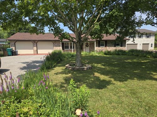 6065 Rollins Dr, Nashport, OH, 43830-9461 | Card Image