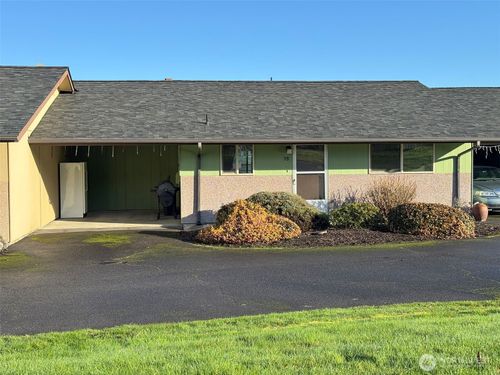 9b-1301 S 3rd Ave, Sequim, WA, 98382-3952 | Card Image