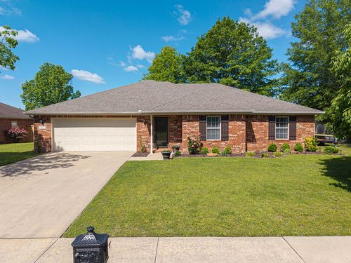 2961 N Pyrite Dr, Fayetteville, AR, 72704-5638 | Card Image