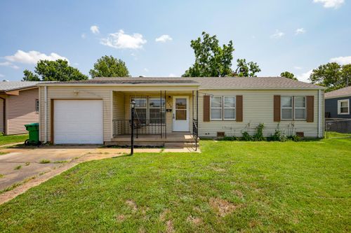 2746 S Osage Ave, Wichita, KS, 67217-3014 | Card Image