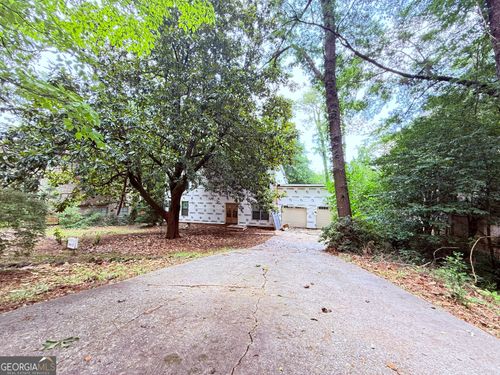 3121 Margaret Mitchell Dr Nw, Atlanta, GA, 30327-1643 | Card Image
