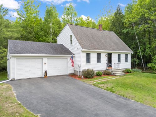 12 Canterbury Pines Dr, Gorham, ME, 04038-1646 | Card Image