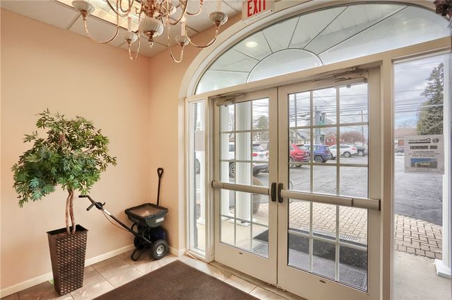 entry to common area | Image 7