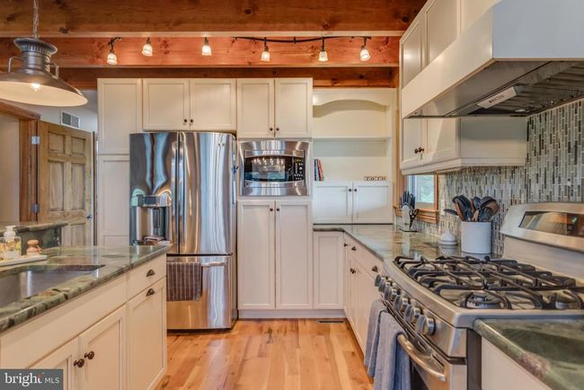 2020 Quaint Acres Ln, House other with 3 bedrooms, 3 bathrooms and null parking in BERKELEY SPRINGS WV | Image 11