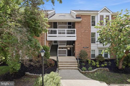 e-13-9-4524 28th Rd S, ARLINGTON, VA, 22206-3375 | Card Image