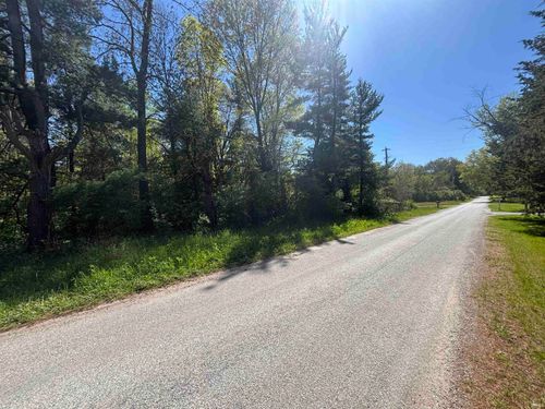 W 1050 W 1050 N, Wheatfield, IN, 46392-7626 | Card Image