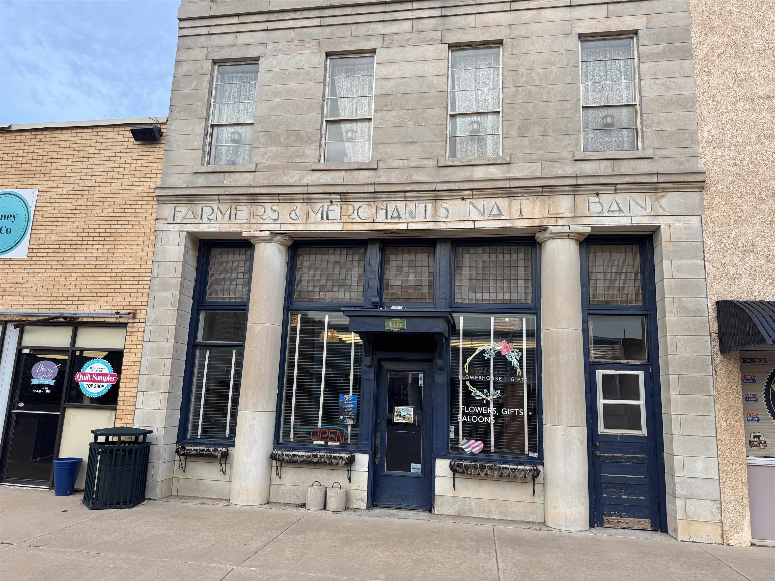 Commercial Sale in Hennessey