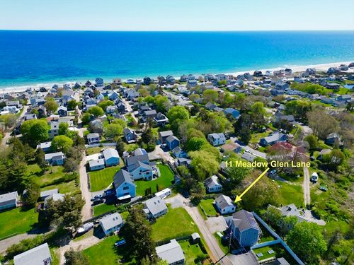 11 Meadow Glen Ln, Plymouth, MA, 02360-6322 | Card Image