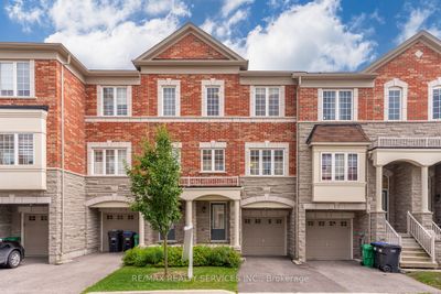 17 Aspen Hills Rd, Home with 3 bedrooms, 3 bathrooms and 2 parking in Brampton ON | Image 1