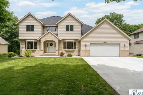 2295 Northridge Drive, North Mankato, MN, 56003 | Card Image