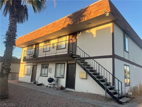 147 Westminster Way, Henderson, NV, 89015 | Card Image