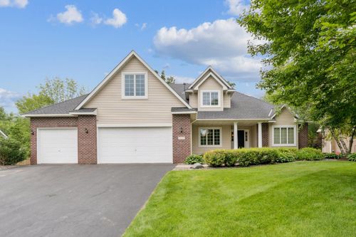 13085 56th St N, Oak Park Heights, MN, 55082-5484 | Card Image