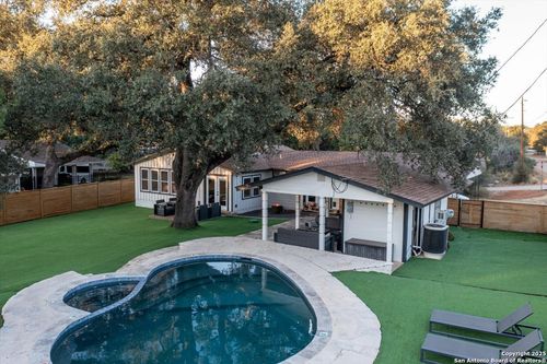 301 W Briarway Dr, Granite Shoals, TX, 78654-1932 | Card Image