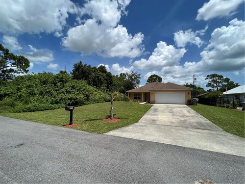 456 15th Pl Sw, Vero Beach, FL, 32962-6525 | Card Image