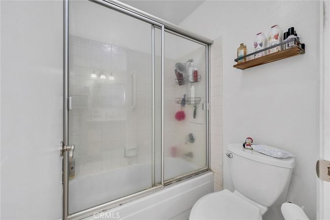 25429 Pine Creek Ln, Condo with 2 bedrooms, 1 bathrooms and 2 parking in Wilmington CA | Image 16