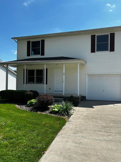 99 1st St Sw, Pataskala, OH, 43062-8712 | Card Image