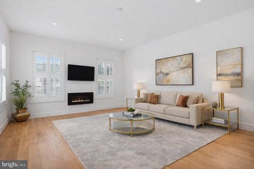 6-18 W Mechanic St, NEW HOPE, PA, 18938-1254 | Card Image