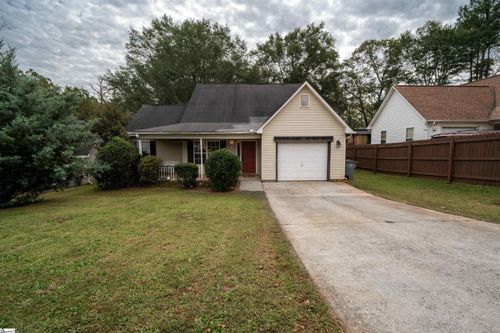 38 Ridge Road, Greenville, SC, 29617 | Card Image