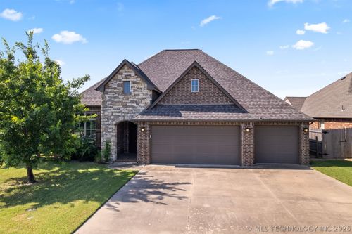 7600 84th St, Owasso, OK, 74055-7428 | Card Image