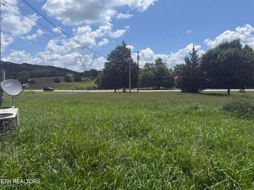 1550 Broadway Dr, Bean Station, TN, 37708-5031 | Card Image