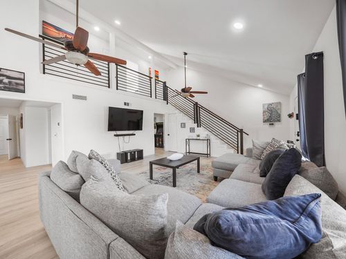 8007 Beluche Dr, Galveston, TX, 77551-1553 | Card Image