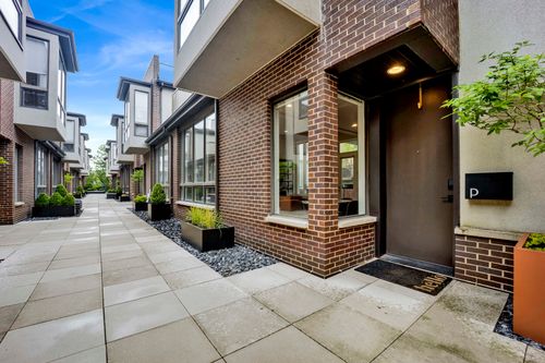 p-1757 N Paulina St, Chicago, IL, 60622-1156 | Card Image