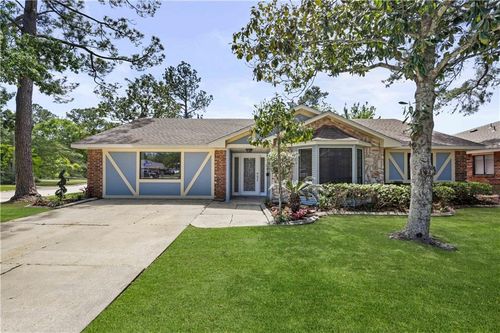 211 Lake Sabine Ct, Slidell, LA, 70461-3635 | Card Image