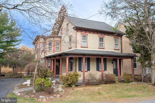 975 Gravel Pike, PALM, PA, 18070-1205 | Card Image