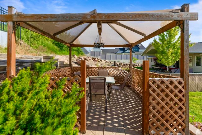 Gazebo for relaxing and enjoying the outdoors | Image 25