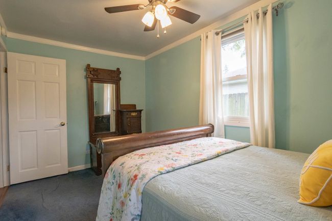 2142 Hawthorne Ln, House other with 3 bedrooms, 2 bathrooms and 12 parking in WAUKEGAN IL | Image 18