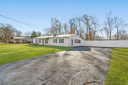 3 Dogwood Dr, Napanoch, NY, 12458-2606 | Card Image