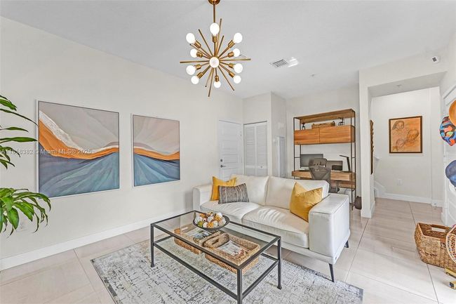 4690 Nw 84 Th Ave, Townhouse with 3 bedrooms, 5 bathrooms and null parking in Doral FL | Image 26
