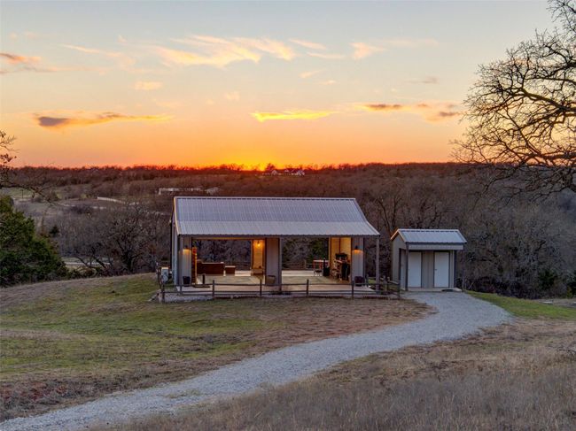 2183 Fm 1749, Home with 3 bedrooms, 2 bathrooms and null parking in Forestburg TX | Image 8