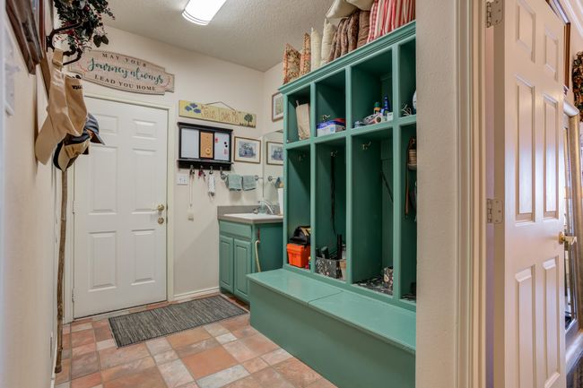 14101 E Fm 1527, Home with 3 bedrooms, 4 bathrooms and null parking in Lorenzo TX | Image 37