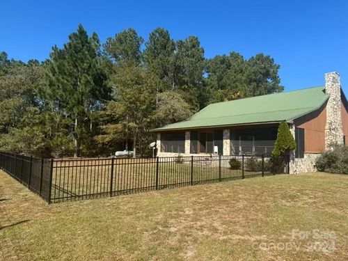 526 Springhill Church Rd, Hamlet, NC, 28345-7044 | Card Image