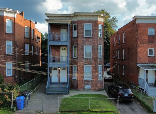 3-27 York St, Hartford, CT, 06106-2346 | Card Image