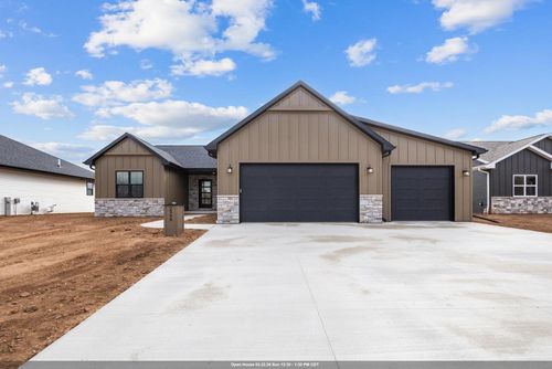2998 Creekwood Drive, BELLEVUE, WI, 54311 | Card Image