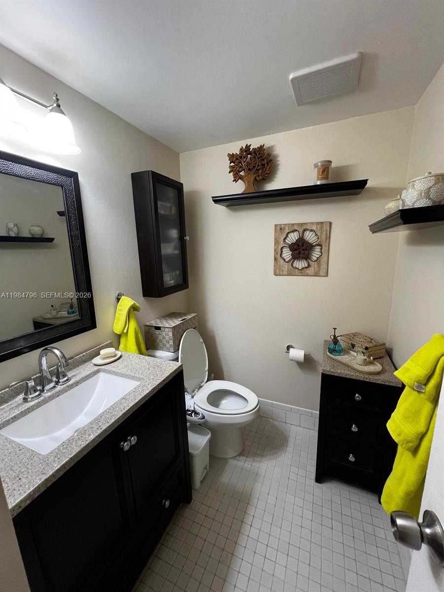 Residential Lease in Pembroke Pines 3