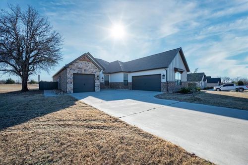 2251 Jackson Ln, Blanchard, OK, 73010-5154 | Card Image