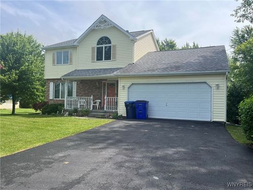 3927 Dickersonville Rd, Ransomville, NY, 14131-9742 | Card Image