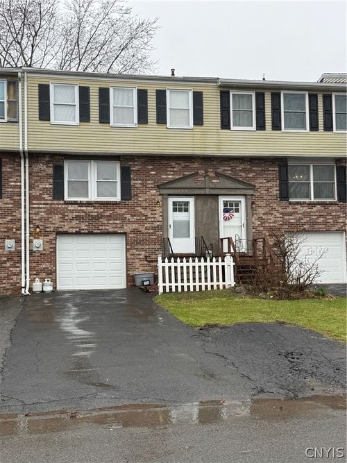 4176B Burningtree Rd, Liverpool, NY, 13090-1325 | Card Image