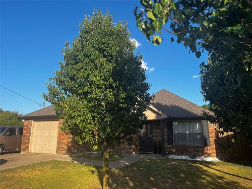 1705 Melody Cir, Kaufman, TX, 75142-9681 | Card Image