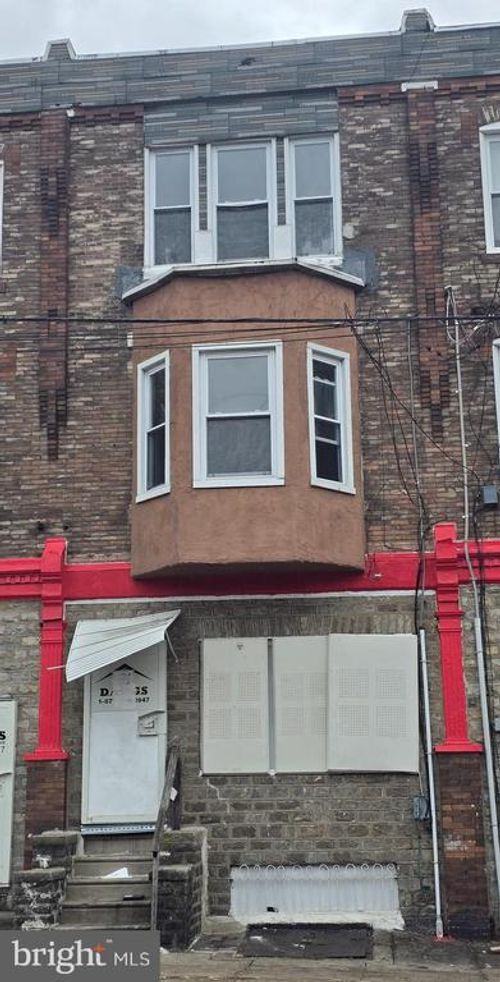 7032 Woodland Ave, Philadelphia, PA, 19142-1127 | Card Image