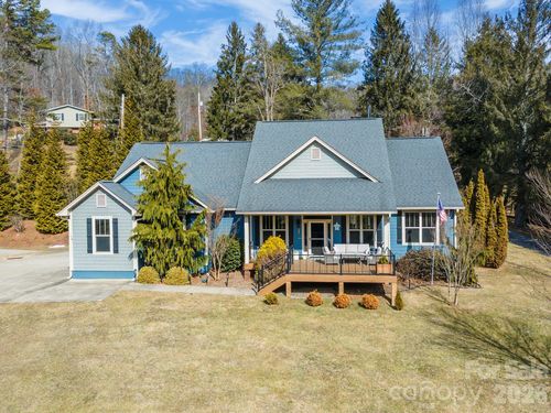 18 Hoye Ln, Candler, NC, 28715-9194 | Card Image