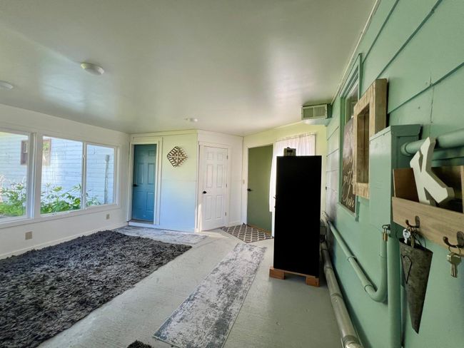 House & Garage Entrance | Image 15