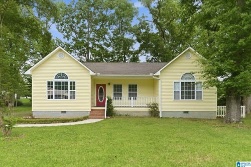 323 Woodall Ln, Scottsboro, AL, 35768-4214 | Card Image