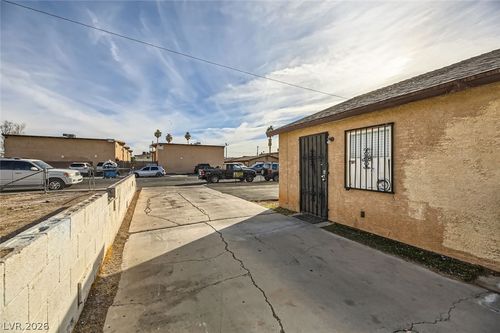 a-2133 Ellis St, North Las Vegas, NV, 89030-6582 | Card Image