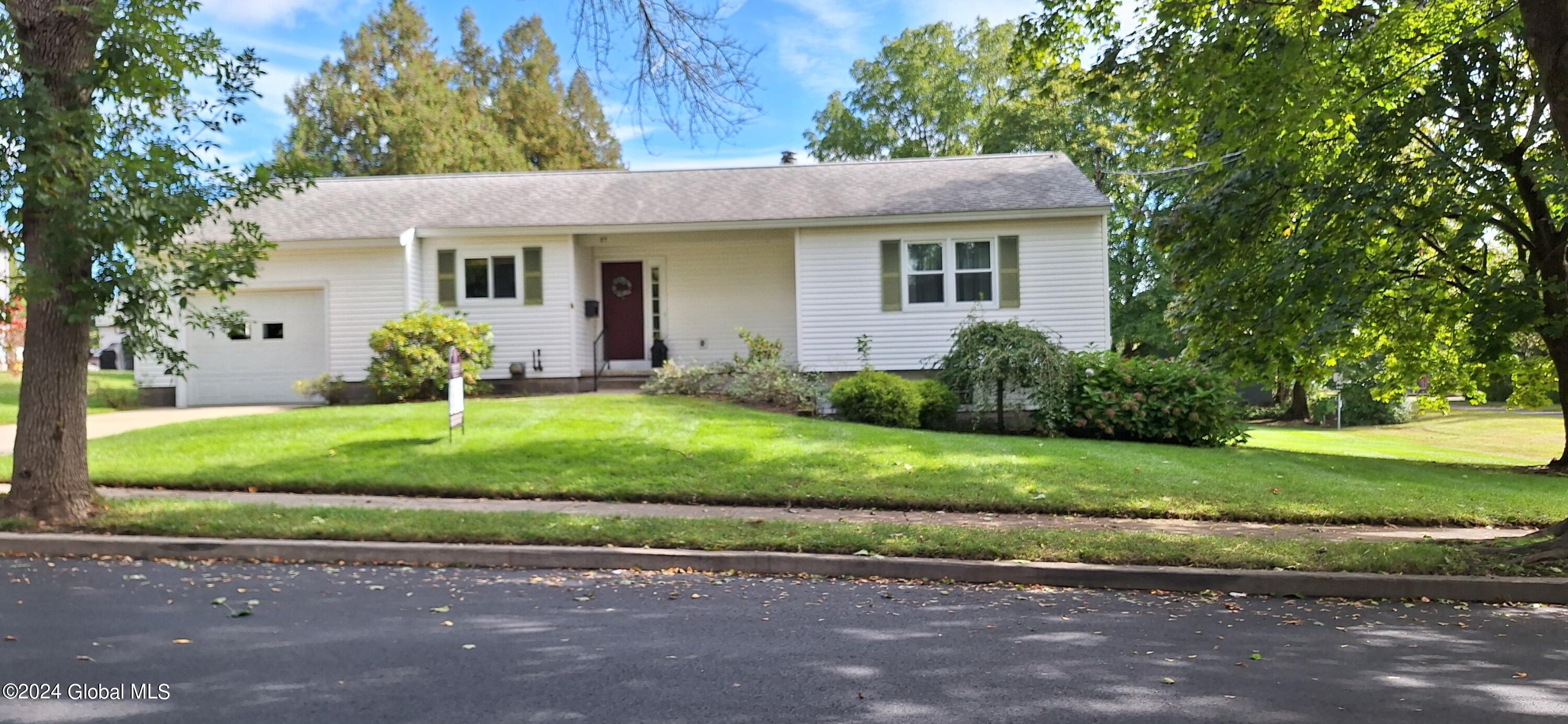 Prospect St, Glens Falls, NY 12801