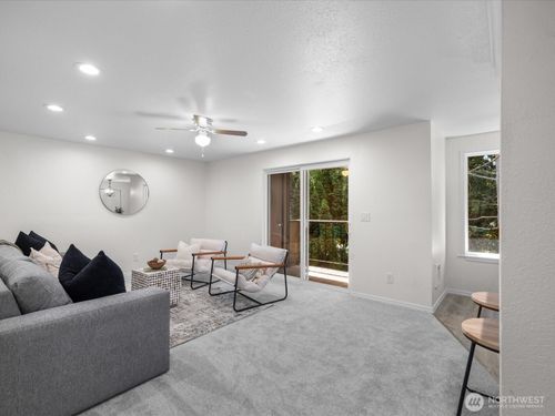 m2-7025 224th Street Sw, Edmonds, WA, 98026 | Card Image